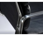 Silla oficina EA 217 SOFT PAD / Cuero italiano Nero - Fab. Italia